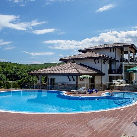 St George Apartcomplex Școrpilovți Exterior foto