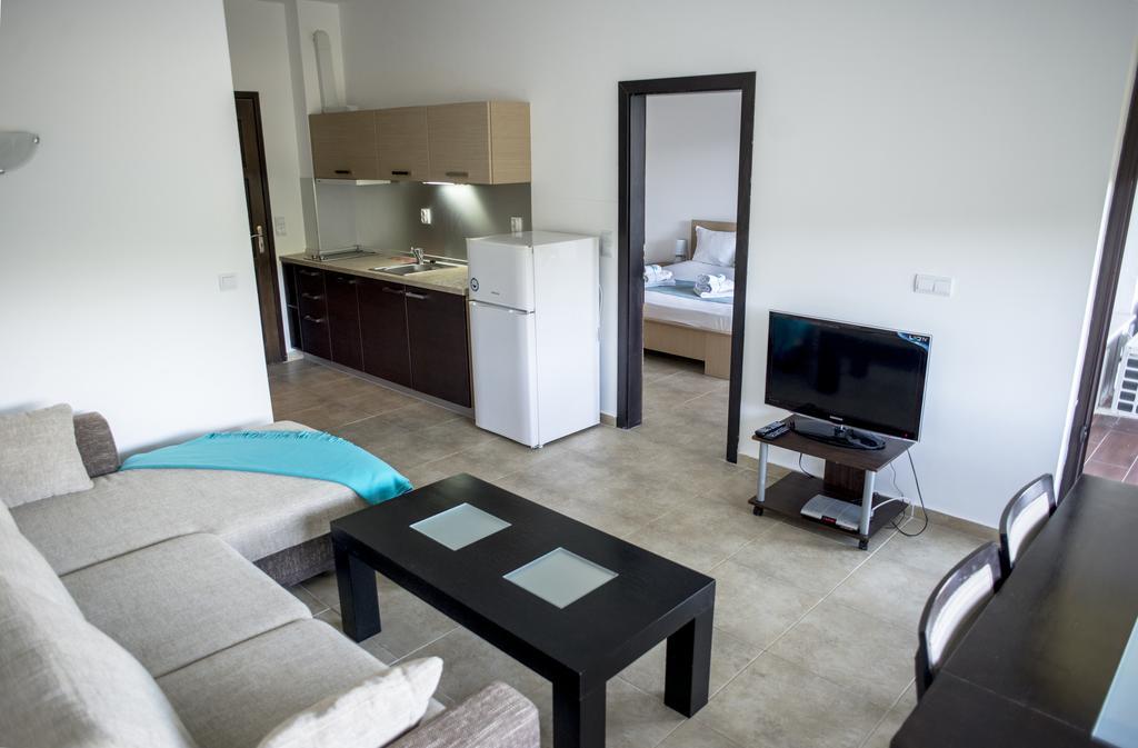 St George Apartcomplex Școrpilovți Exterior foto