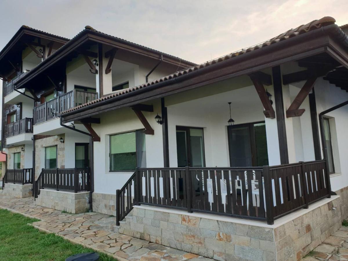 St George Apartcomplex Școrpilovți Exterior foto